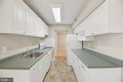 8011 Mandan Road #301, Greenbelt, MD 20770 - Photo 5