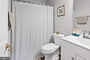 3713 Wilkinson Dr, Suitland, MD 20746 - Photo 13