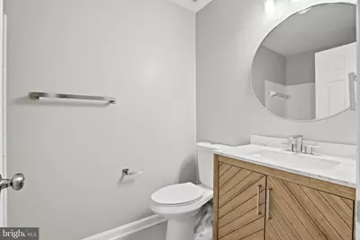 5704 Lyngate Court, Lanham, MD 20706 - Photo 31