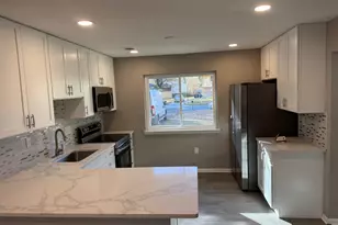 402 Warburton Oaks Dr, Fort Washington, MD 20744 - Photo 3