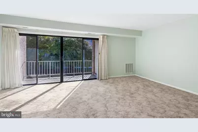 6024 Westchester Park Drive #202, College Park, MD 20740 - Photo 3