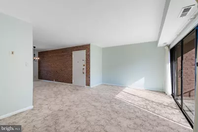 6024 Westchester Park Drive #202, College Park, MD 20740 - Photo 5