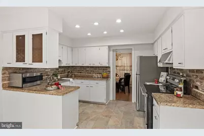 10904 Brookwood Avenue, Upper Marlboro, MD 20772 - Photo 11