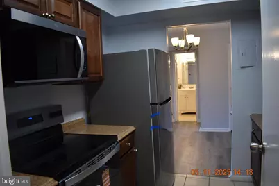 6926 Hanover Parkway #303, Greenbelt, MD 20770 - Photo 3