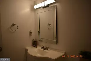 6926 Hanover Pkwy, Greenbelt, MD 20770 - Photo 7