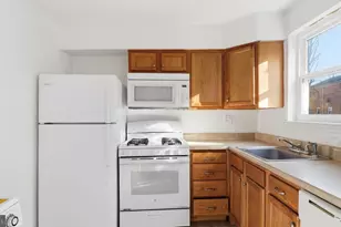 1601 Addison Rd S, District Heights, MD 20747 - Photo 9