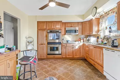 4605 Westridge Place, Temple Hills, MD 20748 - Photo 17