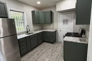 709 62nd Ave, Capitol Heights, MD 20743 - Photo 9