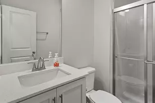 4810 Vista Glen Ln, Lanham, MD 20706 - Photo 13