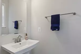 4810 Vista Glen Ln, Lanham, MD 20706 - Photo 9