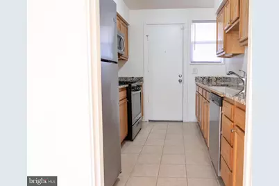 2027 Barlowe Place, Landover, MD 20785 - Photo 7