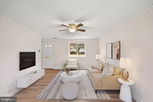 13 Ridge Rd, Greenbelt, MD 20770 - Photo 3