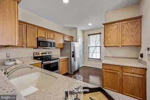 14218 Hampshire Hall Ct, Upper Marlboro, MD 20772 - Photo 19