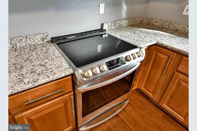 6308 Larwin Drive #(MAIN LEVEL), Temple Hills, MD 20748 - Photo 11