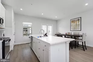 1109 Patuxent Greens Dr, Laurel, MD 20708 - Photo 7