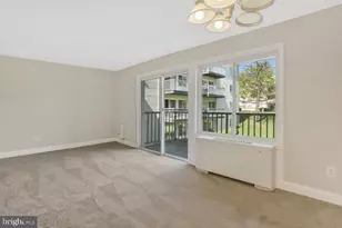 5601 Parker House Terrace, Hyattsville, MD 20782 - Photo 9