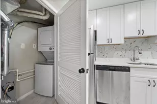 1765 Dutch Village Dr, Landover, MD 20785 - Photo 9