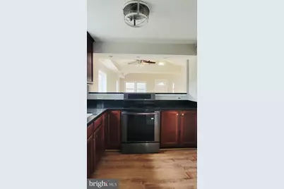 8823 Maple Avenue, Bowie, MD 20720 - Photo 9