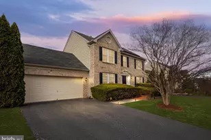 13400 Oaklands Manor Dr, Laurel, MD 20708 - Photo 1