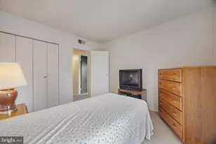 6952 Hanover Pkwy, Greenbelt, MD 20770 - Photo 17