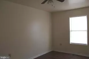 1316 Dillon Ct, Capitol Heights, MD 20743 - Photo 9