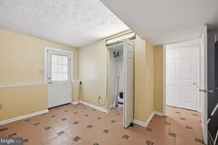 10748 Hollaway Dr, Upper Marlboro, MD 20772 - Photo 27