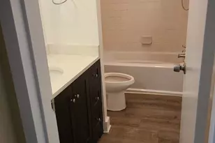 8685 Greenbelt Rd, Greenbelt, MD 20770 - Photo 15