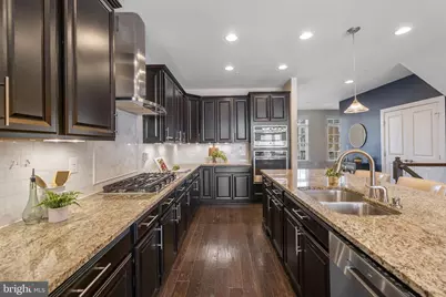 5313 Stream Bank Lane, Greenbelt, MD 20770 - Photo 7