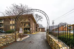 3926 Stone Gate Dr, Suitland, MD 20746 - Photo 7