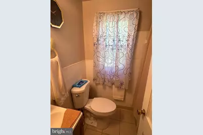 5812 Shoshone Drive, Oxon Hill, MD 20745 - Photo 9