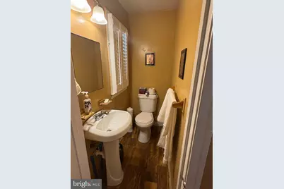 5812 Shoshone Drive, Oxon Hill, MD 20745 - Photo 5