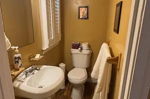 5812 Shoshone Dr, Oxon Hill, MD 20745 - Photo 5