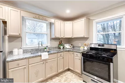 5015 Iroquois Street, College Park, MD 20740 - Photo 11