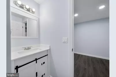 201 Royal Oak Circle, Hyattsville, MD 20785 - Photo 29