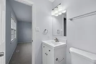 201 Royal Oak Cir, Hyattsville, MD 20785 - Photo 23