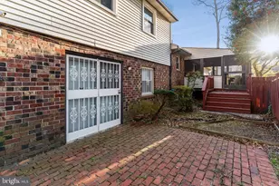 12204 Chesterton Dr, Upper Marlboro, MD 20774 - Photo 5