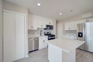 8675 Greenbelt Rd, Greenbelt, MD 20770 - Photo 13