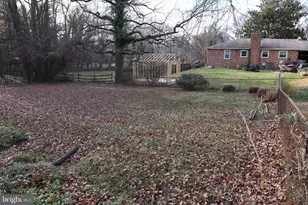 6211 Trueman Dr, Temple Hills, MD 20748 - Photo 3