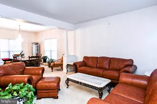 2908 Citrus Ln, Upper Marlboro, MD 20774 - Photo 3