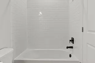 623 Trimaran Wy, Oxon Hill, MD 20745 - Photo 37