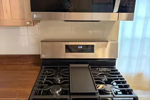 3312 Huntley Sq Dr, Temple Hills, MD 20748 - Photo 5