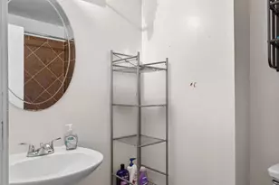 3606 Wood Creek, Suitland, MD 20746 - Photo 13