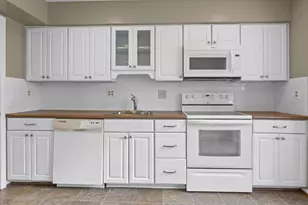 8218 Londonderry Ct, Laurel, MD 20707 - Photo 7