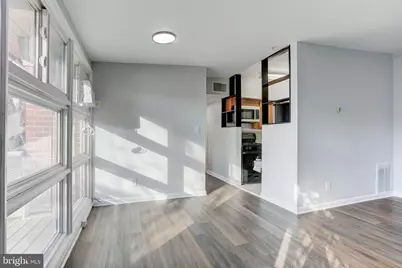 7402 18th Avenue #19, Hyattsville, MD 20783 - Photo 11