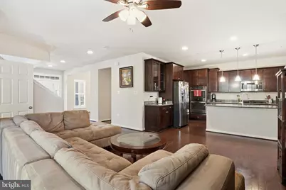 7207 Maisson Ridge Circle, Beltsville, MD 20705 - Photo 5