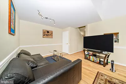 6520 Lake Park Drive #201, Greenbelt, MD 20770 - Photo 9