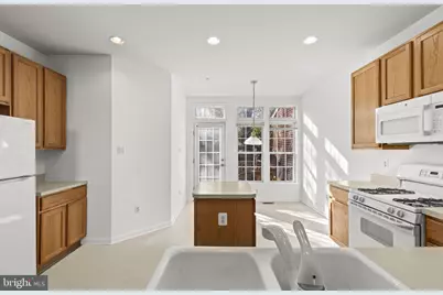 2004 Golden Morning Drive #30, Bowie, MD 20721 - Photo 5