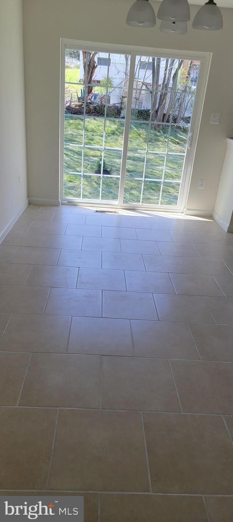 1320 Farmingdale Ave, Capitol Heights MD  20743-1218 exterior