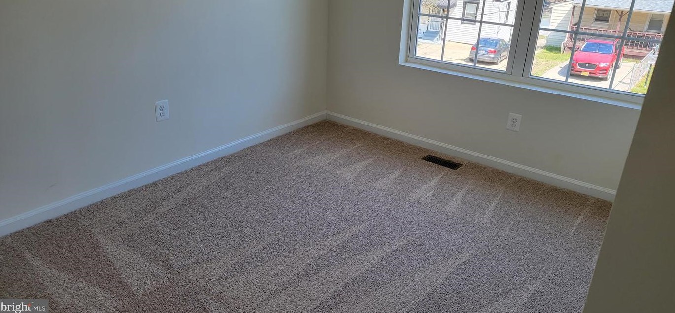 1320 Farmingdale Ave, Capitol Heights MD  20743-1218 exterior