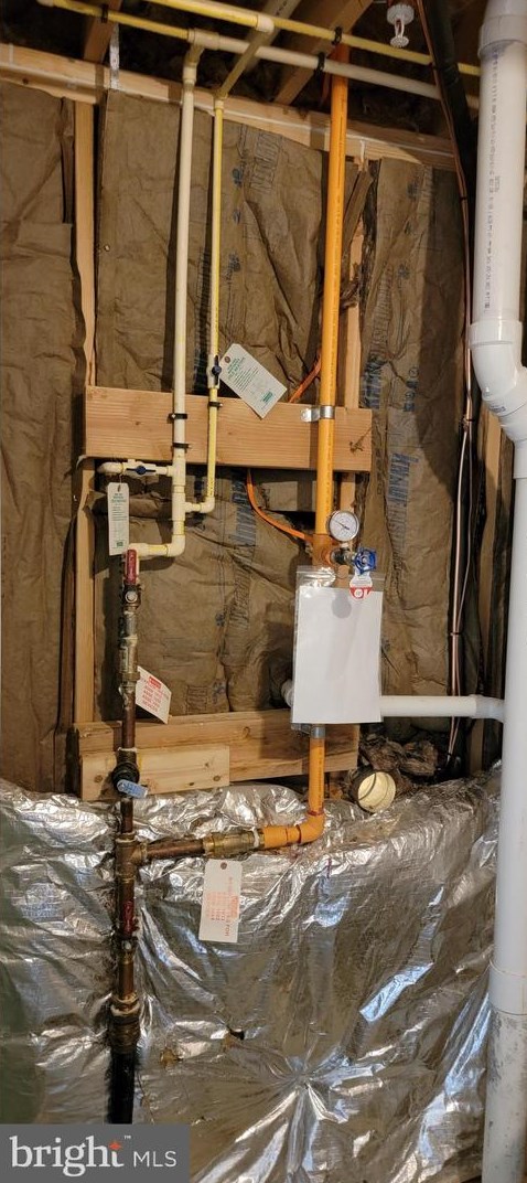 1320 Farmingdale Ave, Capitol Heights MD  20743-1218 exterior